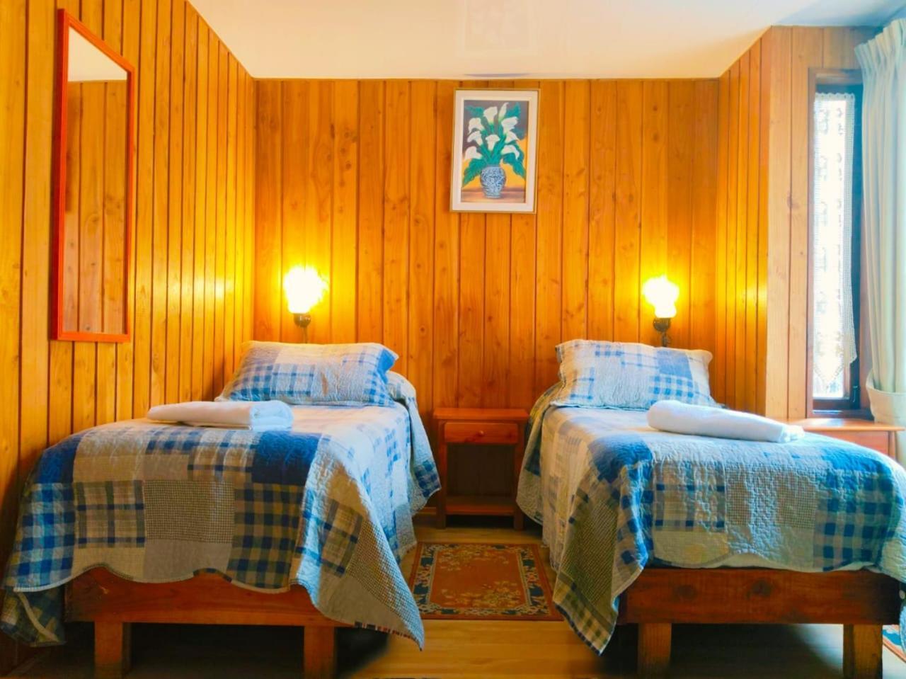Hostal & Cabanas Don Juan Villarrica Exterior photo